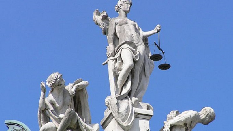 I magistrati democratici europei: «Le costituzioni affermino il ruolo dell’avvocato»